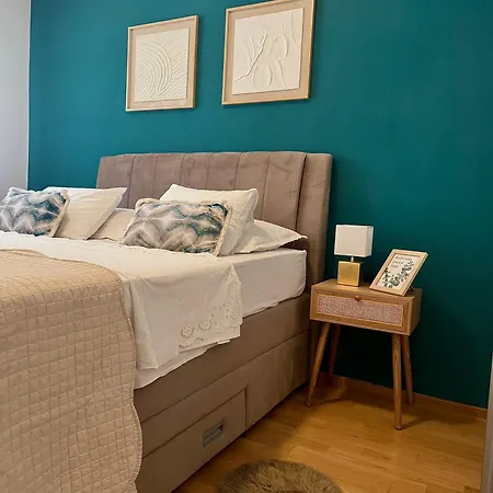 Cozy On Location With Private Parking 公寓 扎达尔