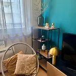 Cozy On Location With Private Parking Apartman