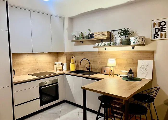 Cozy On Location With Private Parking Διαμέρισμα *